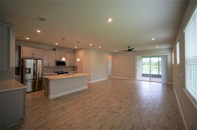 Building Photo - 6016 Grand Sonata Ave