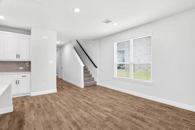 Building Photo - 916 Lido Ln