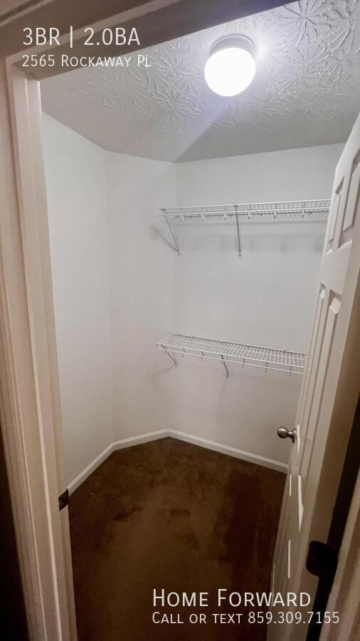 Building Photo - 2565 Rockaway Pl