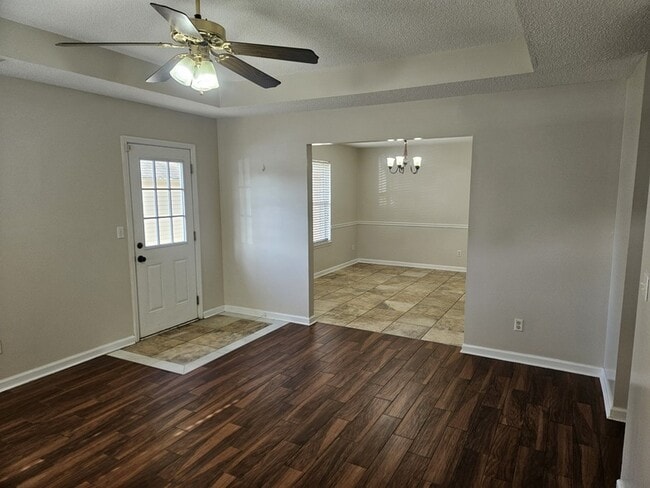 Building Photo - 809 Mason Tucker Dr