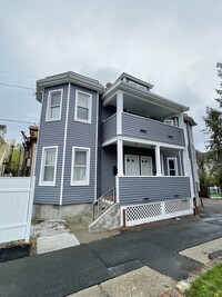 Building Photo - 547 Highland Ave