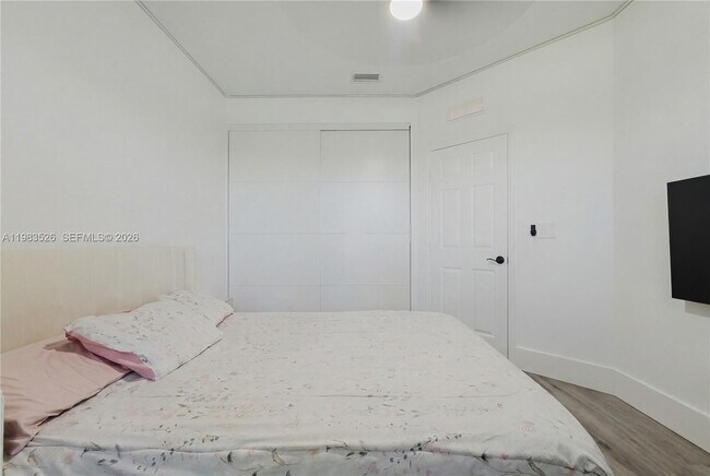 Building Photo - 12735 SW 49th Ct