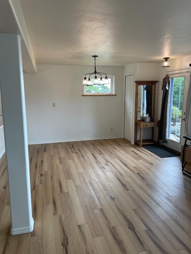 Building Photo - 41385 Ptarmigan Heights Dr