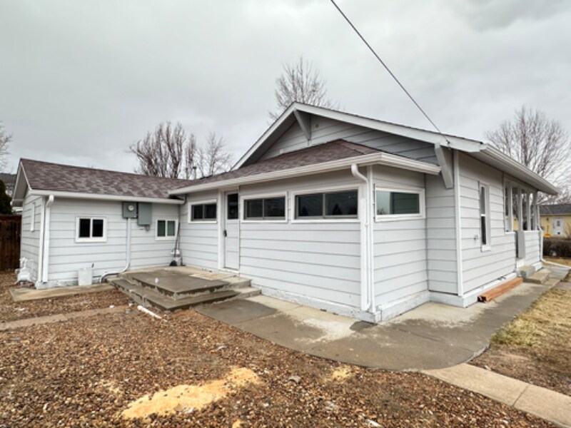 Building Photo - 132 6th St