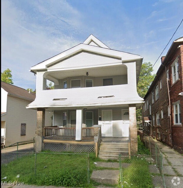 Building Photo - 3450 E 119th St