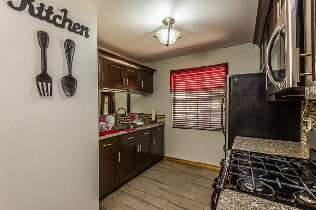 Building Photo - 9618 Mallard Loop