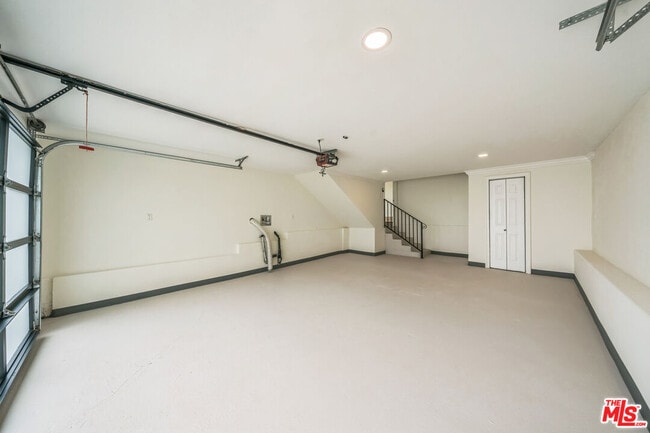 Building Photo - 4576 Martson Dr