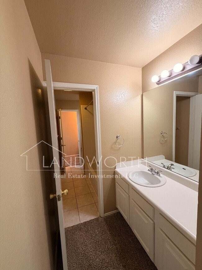 Building Photo - 241 Rentz Pl Cir