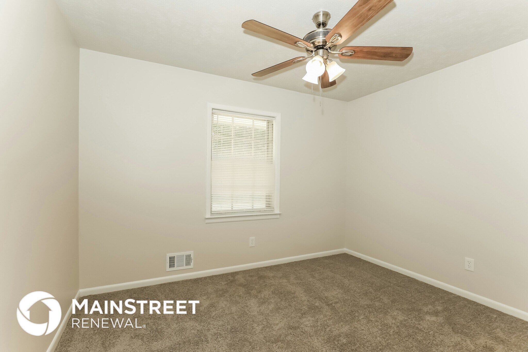 Building Photo - 1485 Bola Ct