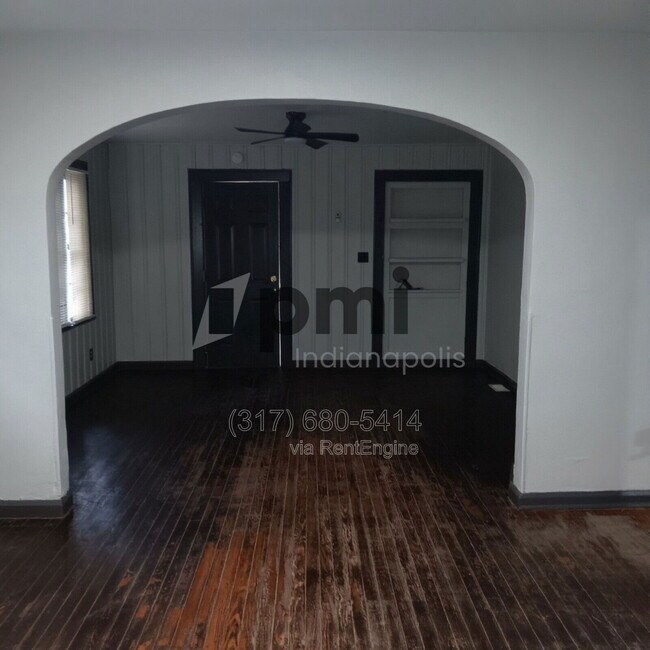 Building Photo - 1619 S Randolph St