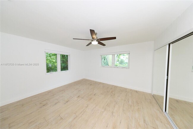 Building Photo - 455 NE 55th St