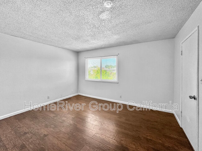 Building Photo - 100 Nedra Ct