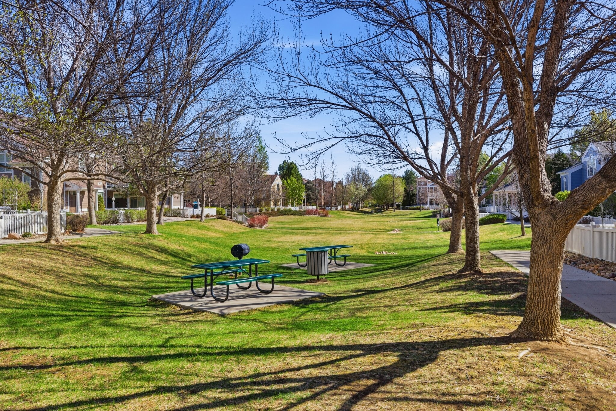 Building Photo - 1907 Grays Peak Dr