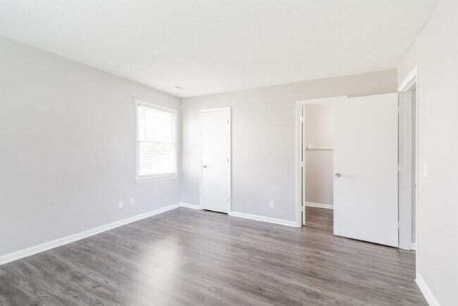 Building Photo - 6158 Meadow Rose Ln