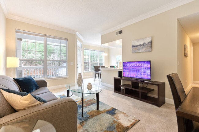 Building Photo - 1449 Main St