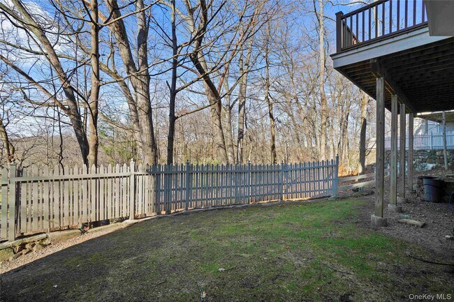 Building Photo - 208 Boulder Ridge Rd