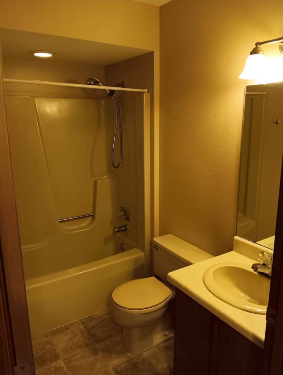 Building Photo - 3933 N 30th St