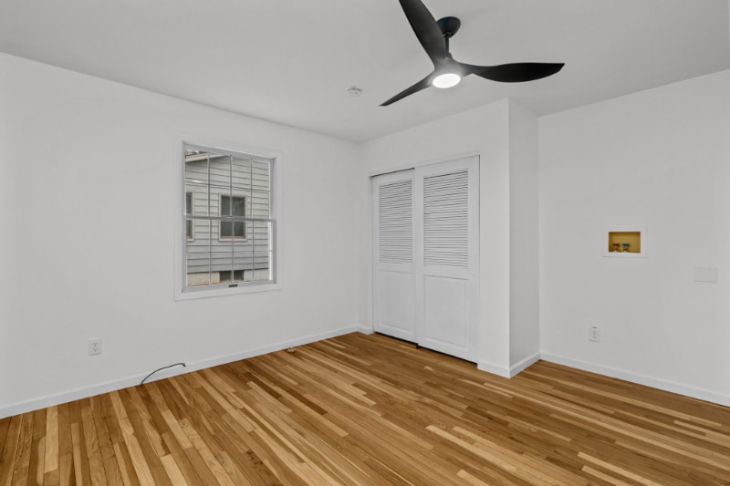 Building Photo - 105 Whitewater Dr