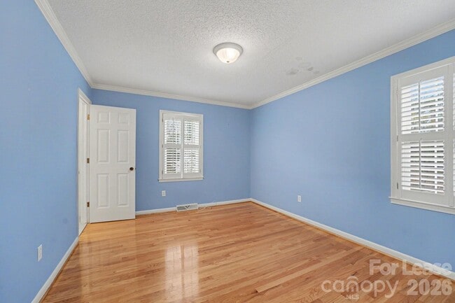 Building Photo - 11002 Harrisburg Rd