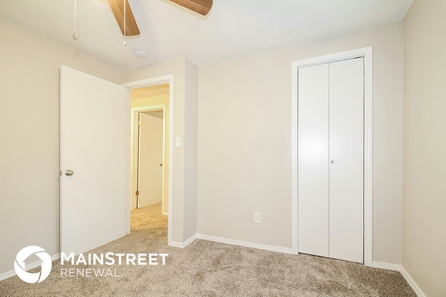 Building Photo - 1720 Rolling Stone Dr