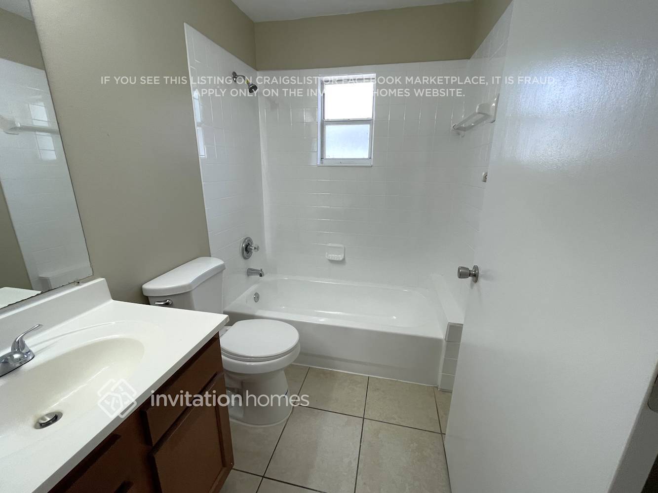 Building Photo - 5108 E Holland Ave