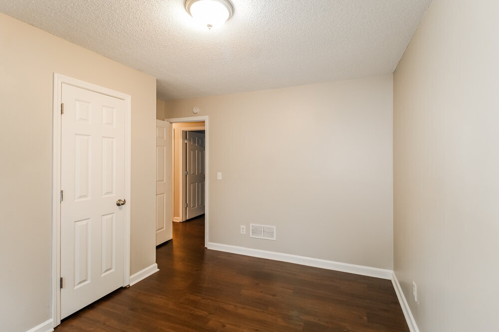 Building Photo - 2847 James Henry Dr