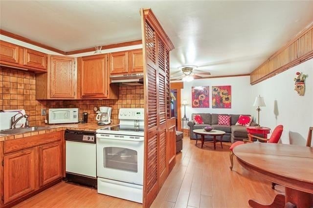 Building Photo - 822 Ursulines Ave