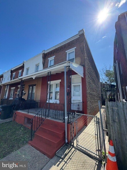 Building Photo - 2042 Cemetery Ave