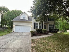 Building Photo - **Spacious 4-Bedroom Home with Walk-In Clo...