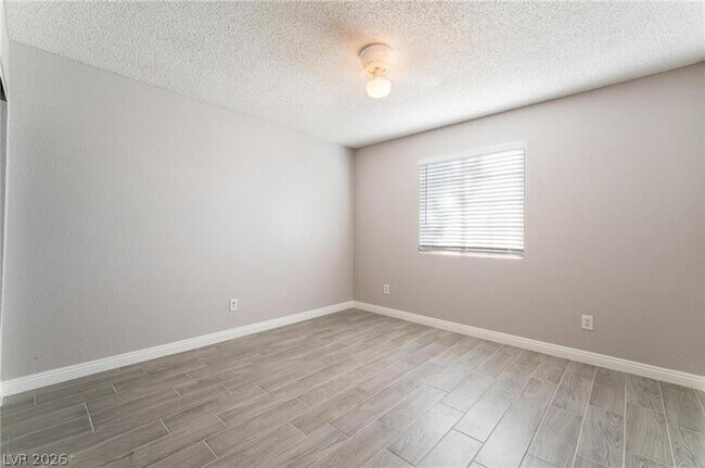 Building Photo - 221 Mission Catalina Ln
