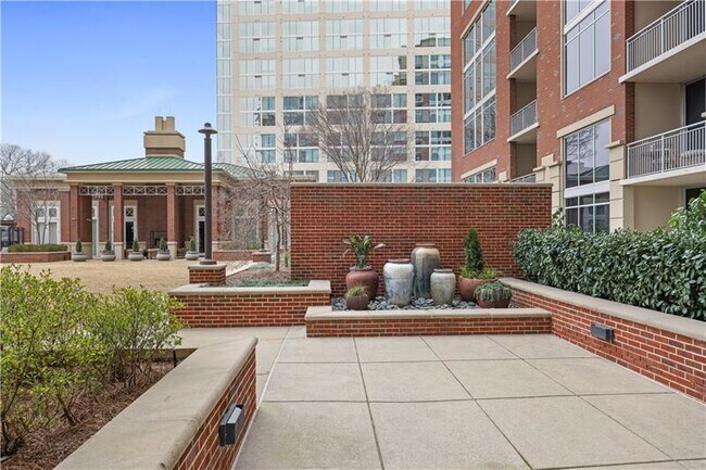 Building Photo - 1820 Peachtree St NW
