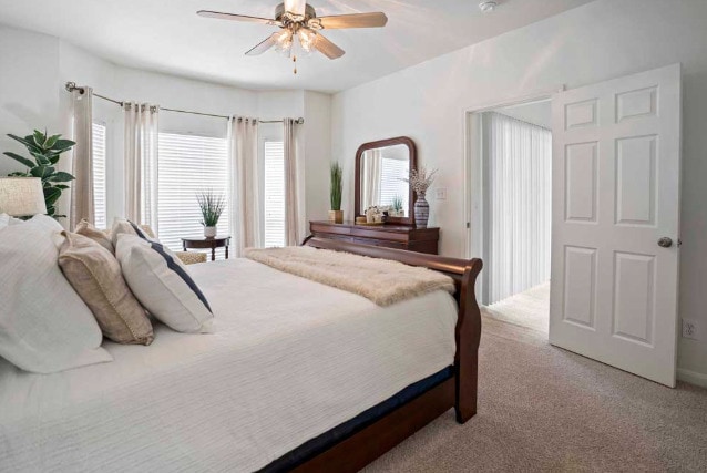 Building Photo - Open, Light, Inviting