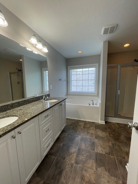 Building Photo - 501 Brantley Cove Cir