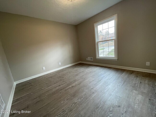 Building Photo - 7308 Buffington Ct