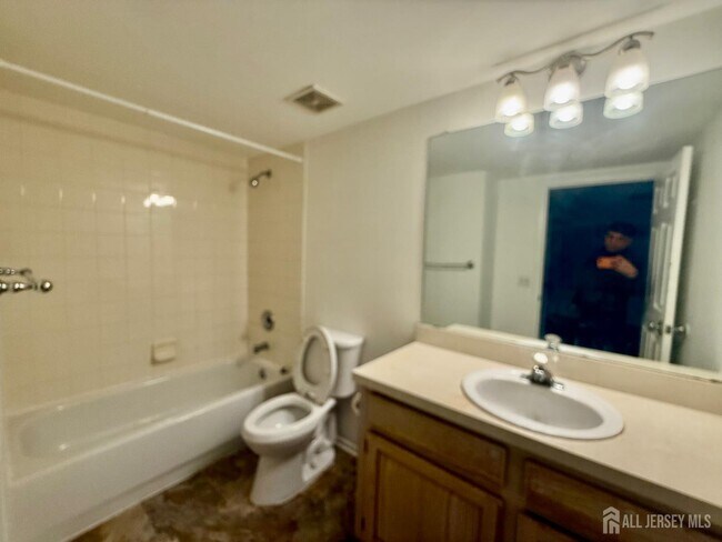 Building Photo - 1201 Plymouth Rd