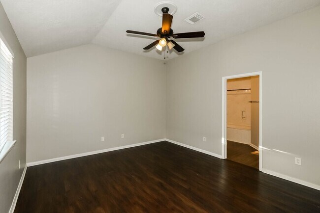 Building Photo - 32123 Decker Oaks Dr