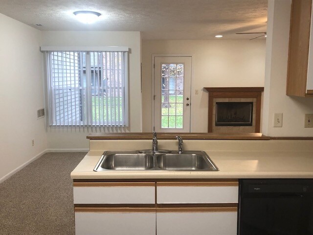 Building Photo - 3124 Brunswick Ct S