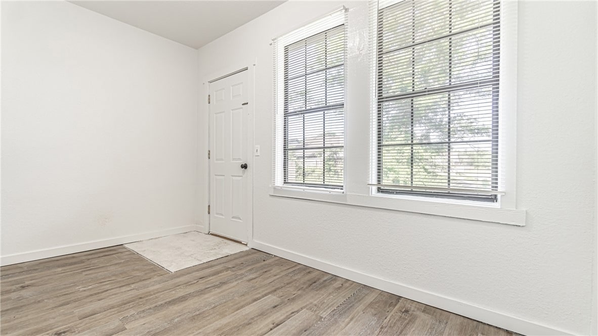 Building Photo - 1012 Turtle Creek Dr