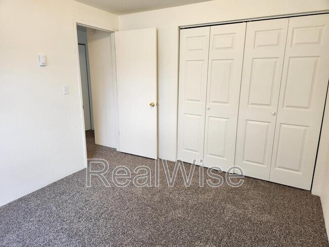 Building Photo - 104 Mercy Hills Dr