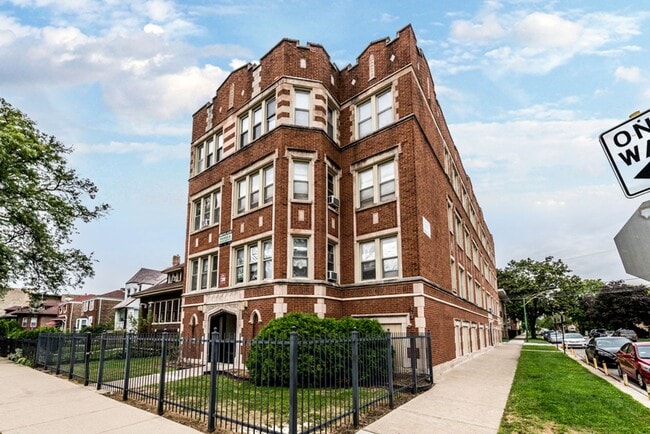 Building Photo - 9000 S Bishop St Chicago, IL 60620