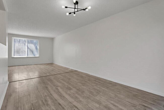 Building Photo - 6486 Ethan Dr