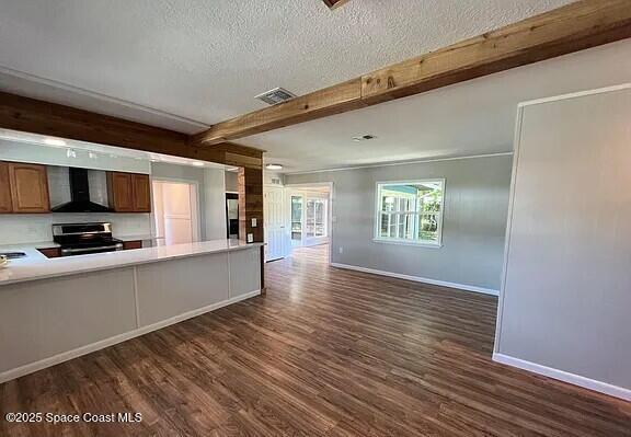 Building Photo - 450 Riverdale Dr