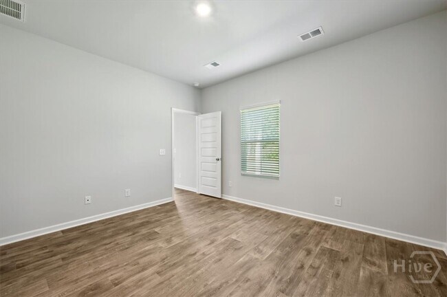 Building Photo - 150 Bottlebrush Dr