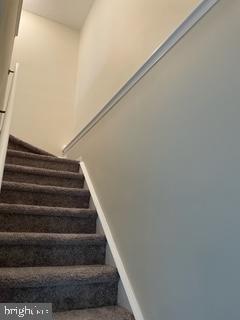 Building Photo - 46 Waterview Ct