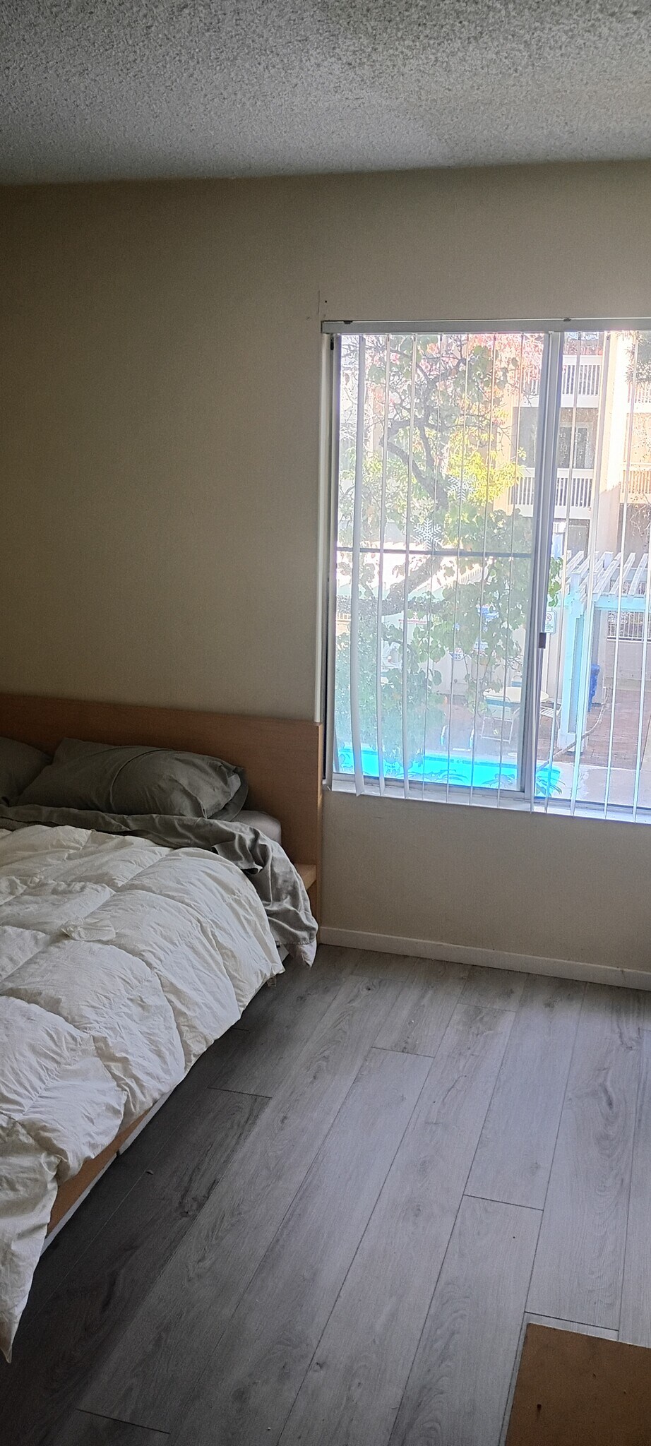 Building Photo - 1855 Diamond St