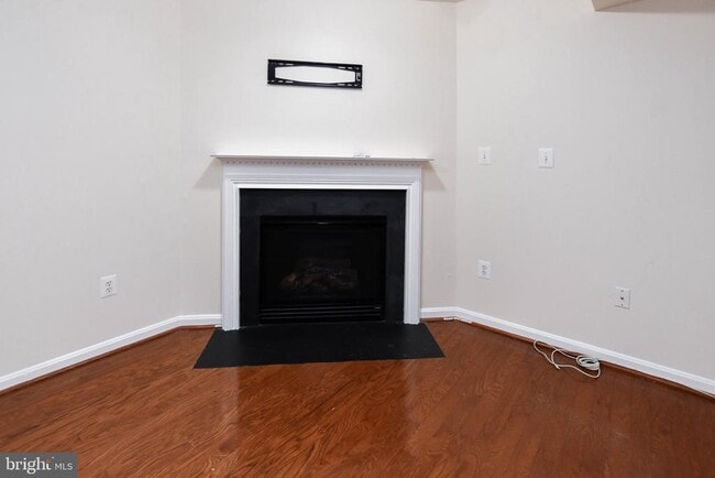 Building Photo - 2713 Yancey Ln