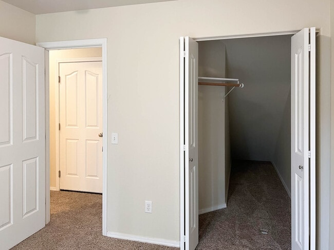 Building Photo - 8124 Marsha Loop