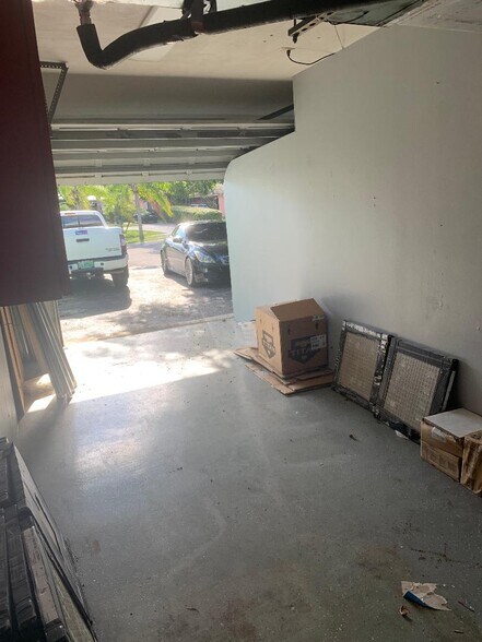 Building Photo - 8985 SW 149th Ter