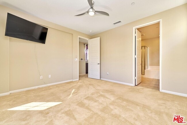 Building Photo - 20285 Avenida Paloma