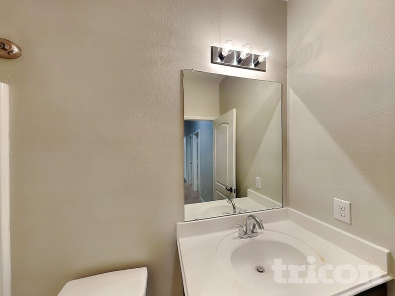 Building Photo - 14205 Open Range Dr